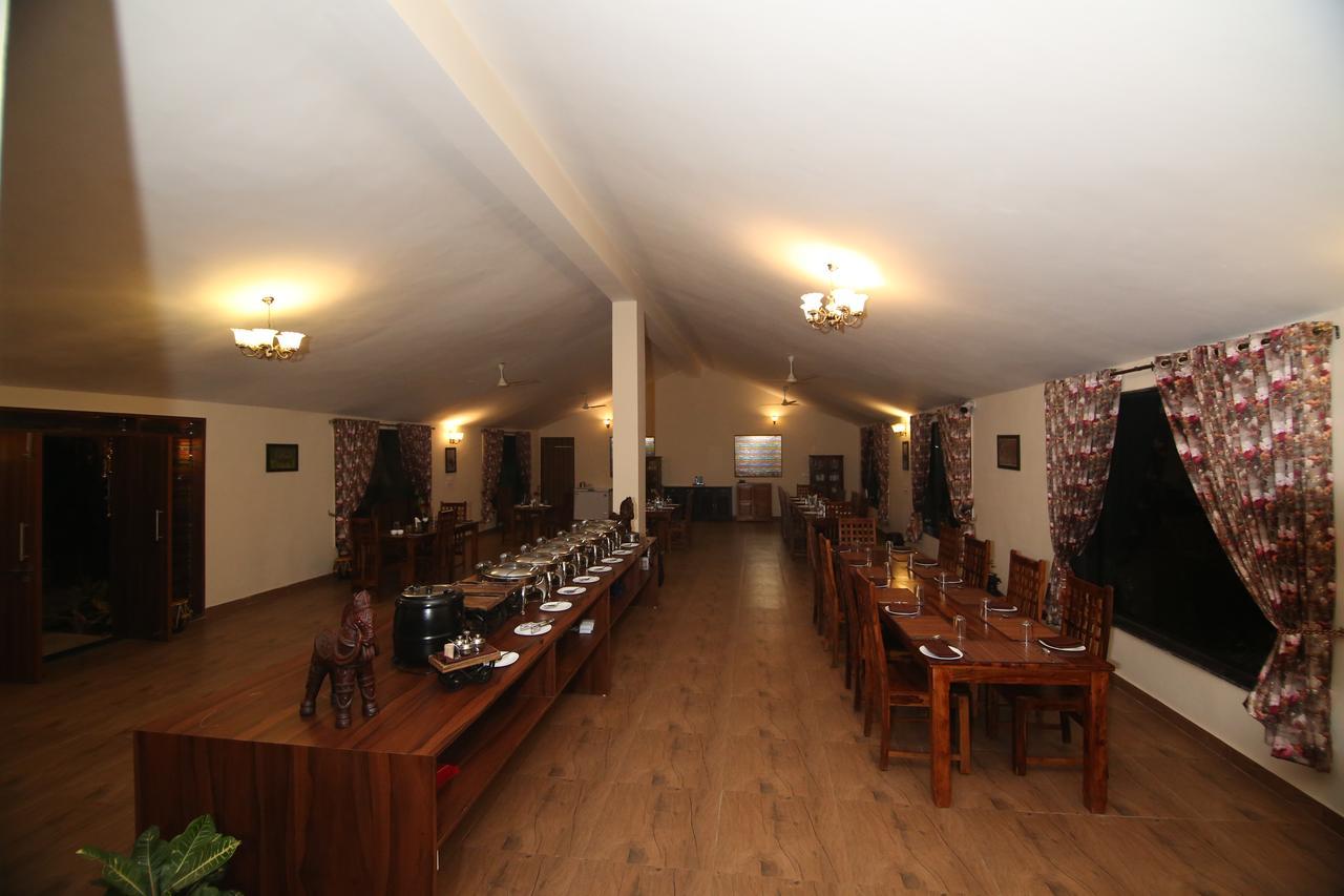 7 Tigers Resort Tadoba Kolāra Exterior photo